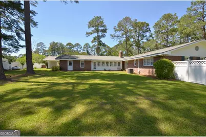 122 Delacy Street, Eastman, GA 31023 - Photo 15