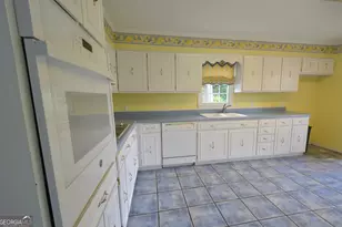 122 Delacy St, Eastman, GA 31023 - Photo 23