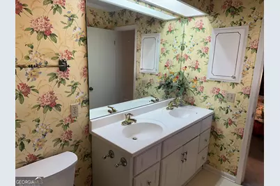 122 Delacy Street, Eastman, GA 31023 - Photo 33