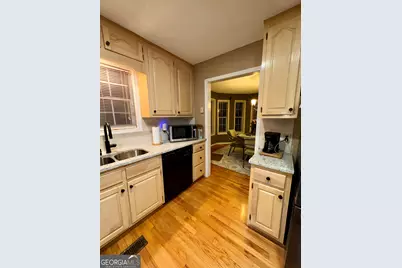 9636 Squirrel Wood Run, Douglasville, GA 30135 - Photo 17