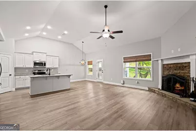 65 Academy Street, Pendergrass, GA 30567 - Photo 3