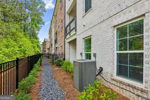 427 Burton Dr, Alpharetta, GA 30009 - Photo 39