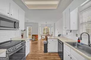 304 Seminole Cir, Statham, GA 30666 - Photo 13