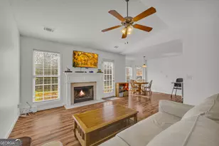 304 Seminole Cir, Statham, GA 30666 - Photo 7