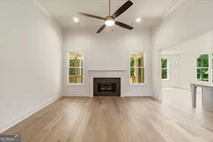 1609 Meadow Lakes Dr, Watkinsville, GA 30677 - Photo 5