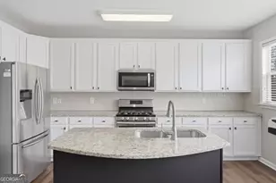 4358 Grove Field Ct, Suwanee, GA 30024 - Photo 11