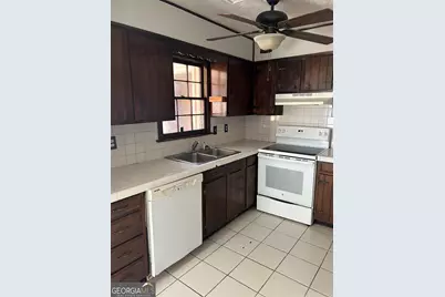 1421 Villa Pine Court, Conyers, GA 30012 - Photo 3