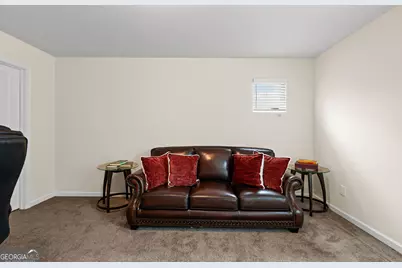 1053 Shadow Glen Drive, Fairburn, GA 30213 - Photo 33