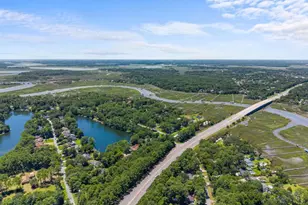 9 W Coquena Cir, Savannah, GA 31410 - Photo 43