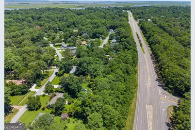 9 W Coquena Circle, Savannah, GA 31410 - Photo 41
