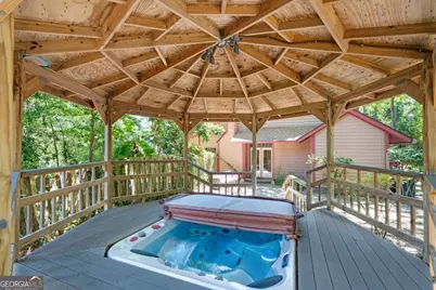 9 W Coquena Circle, Savannah, GA 31410 - Photo 33