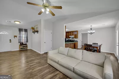 425 Freeman Drive, Maysville, GA 30558 - Photo 11