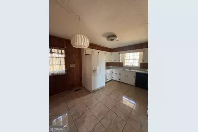 2760 The Fontainebleau SW, Atlanta, GA 30331 - Photo 5