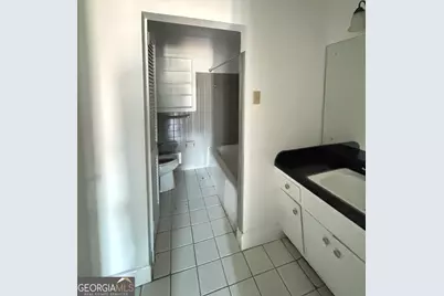 2760 The Fontainebleau SW, Atlanta, GA 30331 - Photo 9