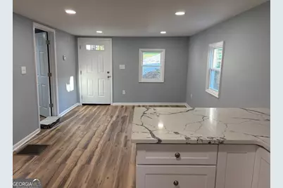 286 Pine Avenue, Commerce, GA 30529 - Photo 11