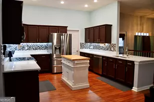 817 Brookside Dr, Winder, GA 30680 - Photo 9
