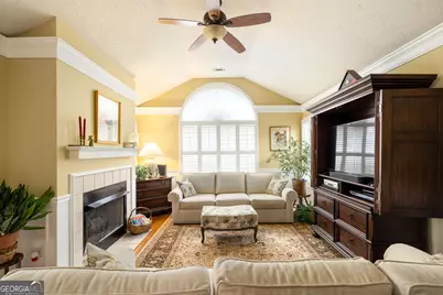 1882 Kolb Farm Circle SW, Marietta, GA 30008 - Photo 3