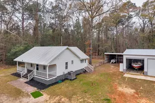 418 Flintside Dr, Cobb, GA 31735 - Photo 1