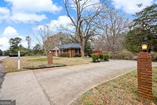 223 Standing Rock Rd, Senoia, GA 30276 - Photo 3