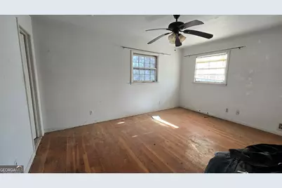 3295 Regalwoods Drive, Atlanta, GA 30340 - Photo 5