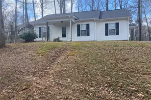 15 Twin Lakes Rd, Winder, GA 30680 - Photo 1