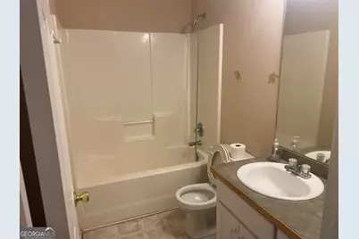 15 Twin Lakes Road, Winder, GA 30680 - Photo 13