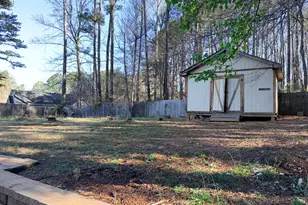 605 Samantha Cir, Stockbridge, GA 30281 - Photo 13