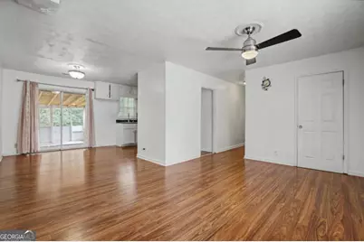 719 San Miguel Drive, Stone Mountain, GA 30083 - Photo 9