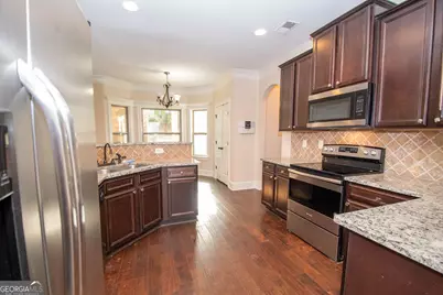 77 Village Park Drive, Newnan, GA 30265 - Photo 9