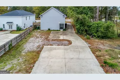 803 Robinhood  A Trail, Statesboro, GA 30458 - Photo 27