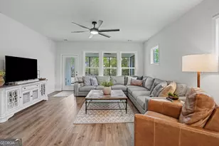 289 Heron Crk Dr, Richmond Hill, GA 31324 - Photo 13