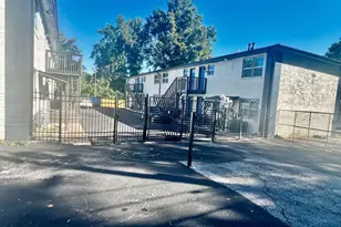 1425 Joseph E. Boone Blvd NW, Atlanta, GA 30314 - Photo 33