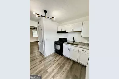 1425 Joseph E Boone Boulevard NW, Atlanta, GA 30314 - Photo 11