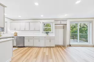 581 Rogers Dr, Macon, GA 31204 - Photo 9