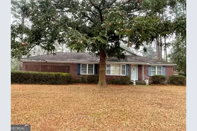 129 E Brumby Street, Reidsville, GA 30453 - Photo 1