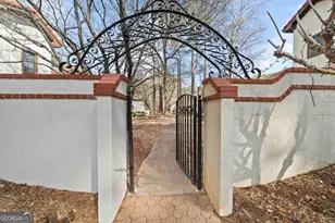 1446 Club Dr, Greensboro, GA 30642 - Photo 9