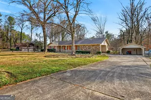 5227 Beechwood Forest Dr, Lithonia, GA 30038 - Photo 1