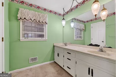 5227 Beechwood Forest Drive, Lithonia, GA 30038 - Photo 27