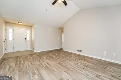 232 Farmbrook Parkway, Stockbridge, GA 30281 - Photo 5