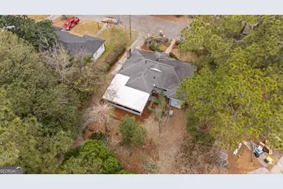 135 E Derenne Avenue, Savannah, GA 31405 - Photo 11