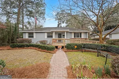 135 E Derenne Avenue, Savannah, GA 31405 - Photo 13