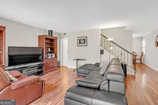 276 Lakemoore Dr NE, Atlanta, GA 30342 - Photo 7