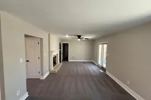 140 Maple Pl, Fayetteville, GA 30215 - Photo 3