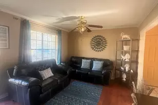 245 W James Cir, Hampton, GA 30228 - Photo 3