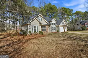 290 The Falls Blvd, Covington, GA 30016 - Photo 3