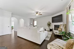 3738 Southfield Ct, Loganville, GA 30052 - Photo 9