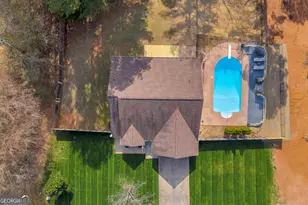 189 Millstone Dr, Commerce, GA 30530 - Photo 1