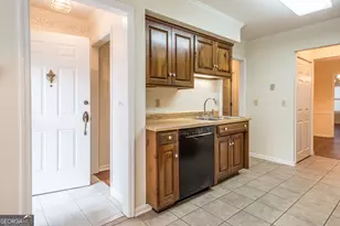 810 St Marys Dr, Waycross, GA 31501 - Photo 9