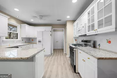 125 Brierwood Court, Fayetteville, GA 30215 - Photo 9