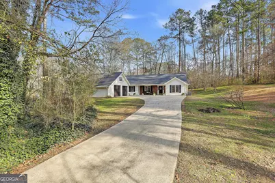 135 Spring Forest Way, Sharpsburg, GA 30277 - Photo 3